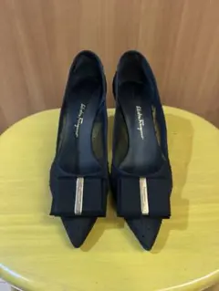Salvatore Ferragamo パンプス リボン フェラガモ6 1/2