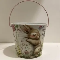 リメイク缶 バケツ型取手付き 仲良し花かんむりのうさぎさん - メルカリ