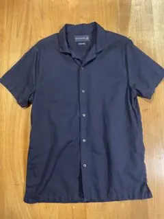 Abercrombie & Fitch リネン混 リゾートシャツのサムネイル