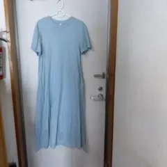 UNIQLO ライトブルー 半袖カットソーワンピース