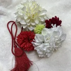 花飾り 髪飾り ホワイト レッド グリーン