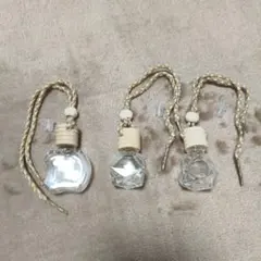 ガラス製 小瓶 ハンドメイド アンティーク ディフューザー チャーム