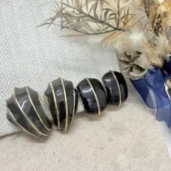 11.950【イヤリング】アクセサリー　ピアス変更可　大ぶり　黒金　レトロ