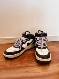 Nike Air Force 1 ホワイト/パープル ハイカットスニーカー