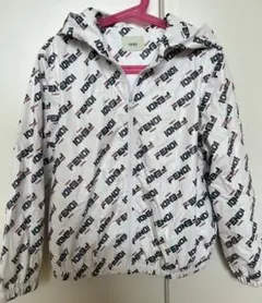 【在庫処分SALE】FENDI kids 新品未使用 8A アウターのサムネイル