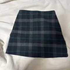 UNIQLO ダークグリーン チェック柄スカート