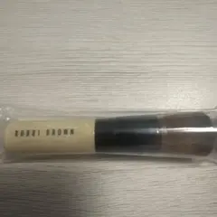 BOBBI BROWN ミニ フルカバレッジ フェイス ブラシのサムネイル