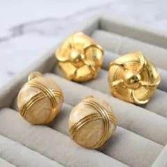 MONET モネ イヤリング まとめセットゴールドアイボリー ボール型イヤリング