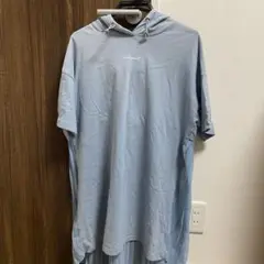 independent フード付き半袖Tシャツ ライトブルー