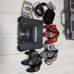 NINTENDO64 本体 コントローラー3つ ゲーム付き箱付き