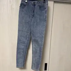 スキニーデニム パンツ ブルー Mサイズのサムネイル