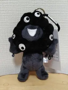 【訳あり】黒ミャクミャク　立ち　カラビナ　マスコット　タグ付き　大阪関西万博