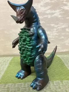ゴアゴンゴン「マグマ大使」登場怪獣（マーミット）ソフビ ビニール
