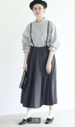 Fig London ワンピース(サスペンダーつき)プリーツスカートのサムネイル