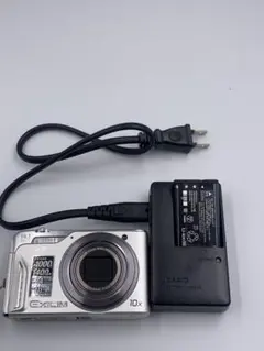 CASIO EXILIM EX-H15 シルバーのサムネイル