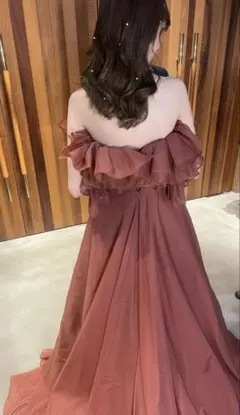 THE URBAN BLANCHEテラコッタ オフショルダー フリルドレス