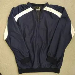 ミズノ　Vネックジャンパー