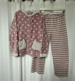 ルームウェアセット フード付きジャケットとパンツ