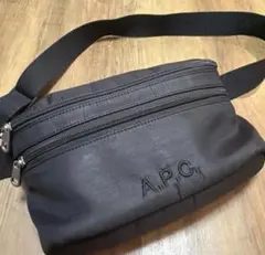 2026年最新】a.p.c. ボディバッグの人気アイテム - メルカリ