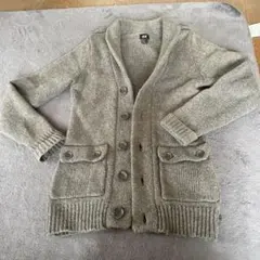 H&Mオリーブブラウンカーディガン デザインが素敵な使える逸品！色味は5枚目です