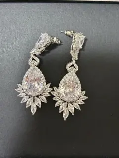 【美品】クリスタルドロップピアス