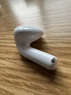 Apple Airpods4 エアーポッズ 第四世代 純正品 左耳のみA3050