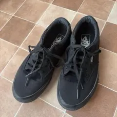 VANS ブラック スニーカー