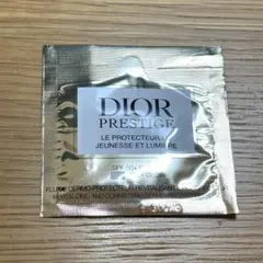 Dior プレステージホワイトルプロテクターUVルミエール ロージーグロウ