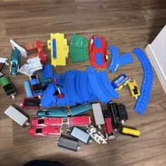 プラレールシリーズ 鉄道玩具セット　トーマス　パーシー　はやぶさ　こまち