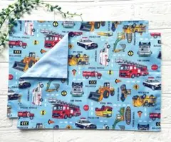 新作！男の子に人気の車柄　ランチョマット2枚セット　消防車　パトカー　働く車