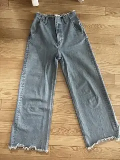AZUL フリンジ裾 ハイウエストワイドデニム
