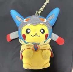 メガルカリオポンチョを着たピカチュウ ぬいぐるみマスコット ポケモン