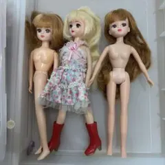 リカちゃん人形と衣装セット