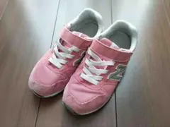 20cm ニューバランス　スニーカー　ピンク