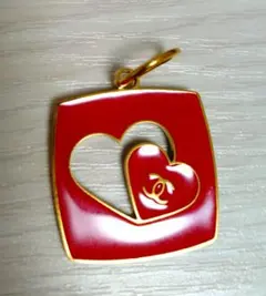 CHANEL バレンタインギフト限定 2026 ハートチャーム