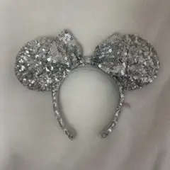 ディズニー　スパンコール　カチューシャ　シルバー