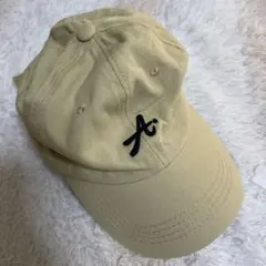 キャップ　ベージュ