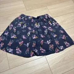 CLASSIC 花柄スカート 130cm ネイビーのサムネイル