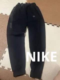 破格、、、NIKE テックフリース　赤タグ　ナイロンパンツ　イージーパンツ