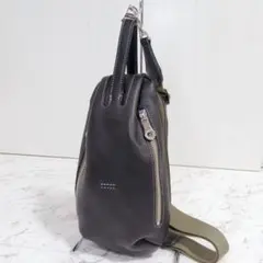 極上の逸品✨️YUHAKU【La Moda】バックパック YLM064 二層構造 - メルカリ