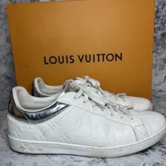 ✨LOUIS VUITTON✨　ルイヴィトン　スニーカー　靴　モノグラム　白