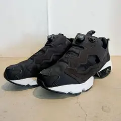 【極美品】Reebok インスタポンプフューリー ブラック 27cm 黒