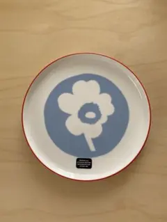 マリメッコ　新品　Unikko ウニッコ　プレート　20cmのサムネイル