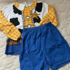 【新品タグ付き】ディズニー　リトシー　ウッディー　セットアップ　　120cm