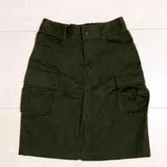 オリーブグリーン カーゴスカート