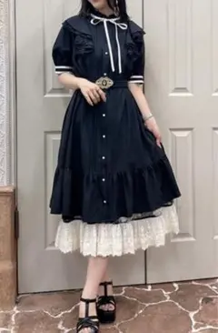 axes femme 肩フリルワンピース