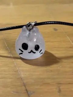 同梱値引100円❤️No.2025 レジン ペンダントトップ 猫 ネコ ねこ ♡ 同梱値引100円❤️No.1912 レジン ペンダントトップ 猫 ネコ ねこ