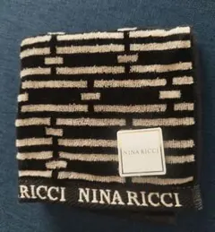 NINA RICCI タオルハンカチ ブラックのサムネイル