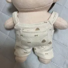 ぬいぐるみ20cm用 洋服 7 クリーム色オーバーオール