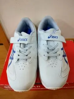 asics スニーカー キッズ LAZERBEAM 21.5cm